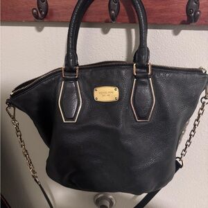 Michael Kors Vanessa Medium Satchel
